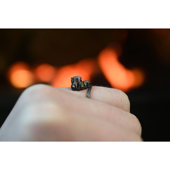 Timeless Raw Diamond Engagement Ring, Rough Uncut Fashionable Exquisite … - Picture 7 of 8